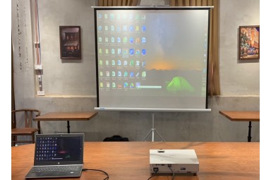 Cho thuê máy chiếu, màn chiếu loa mic tại Hà Đông Hà Nội